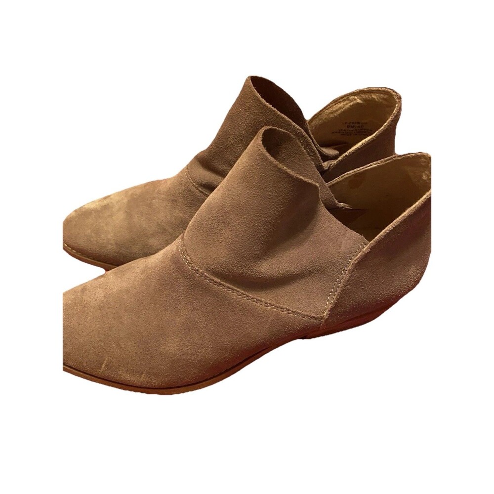 Lucky Brand "Fahmida" Tan  Suede Ankle Bootie Size 9 M - Picture 4 of 7